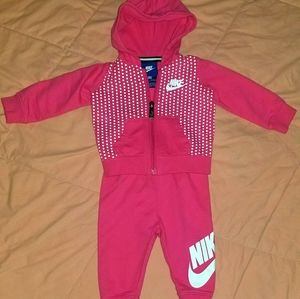 Nike sweat outfit
